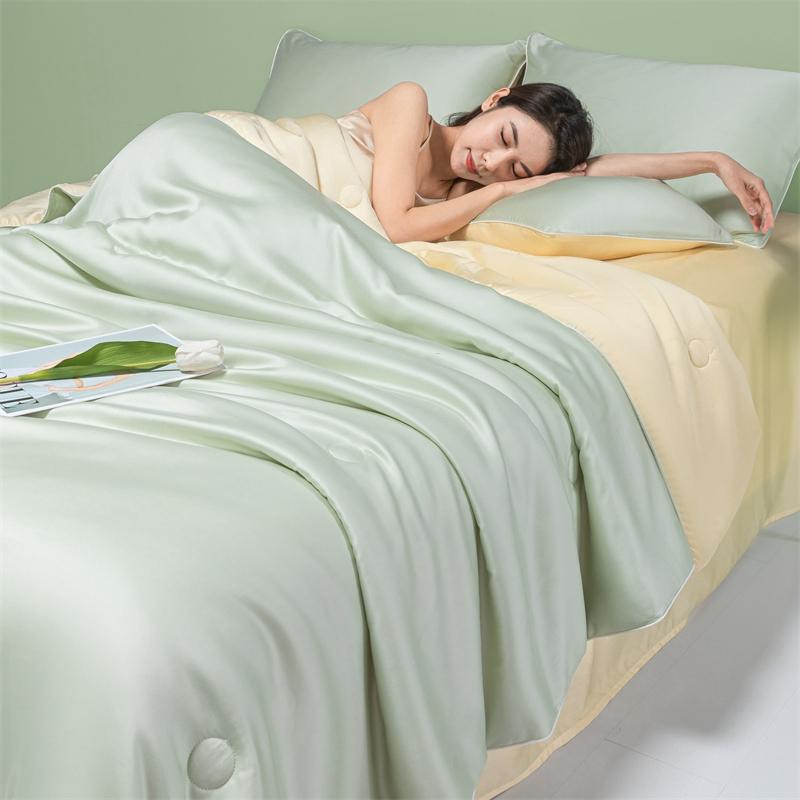 

Летнее ледяное шелковое одеяло Покрывало на кровати Одеяло с кондиционером Дышащее шелковистое одеяло Роскошные постельные принадлежности Двуспальная кровать Queen King 200x230cm