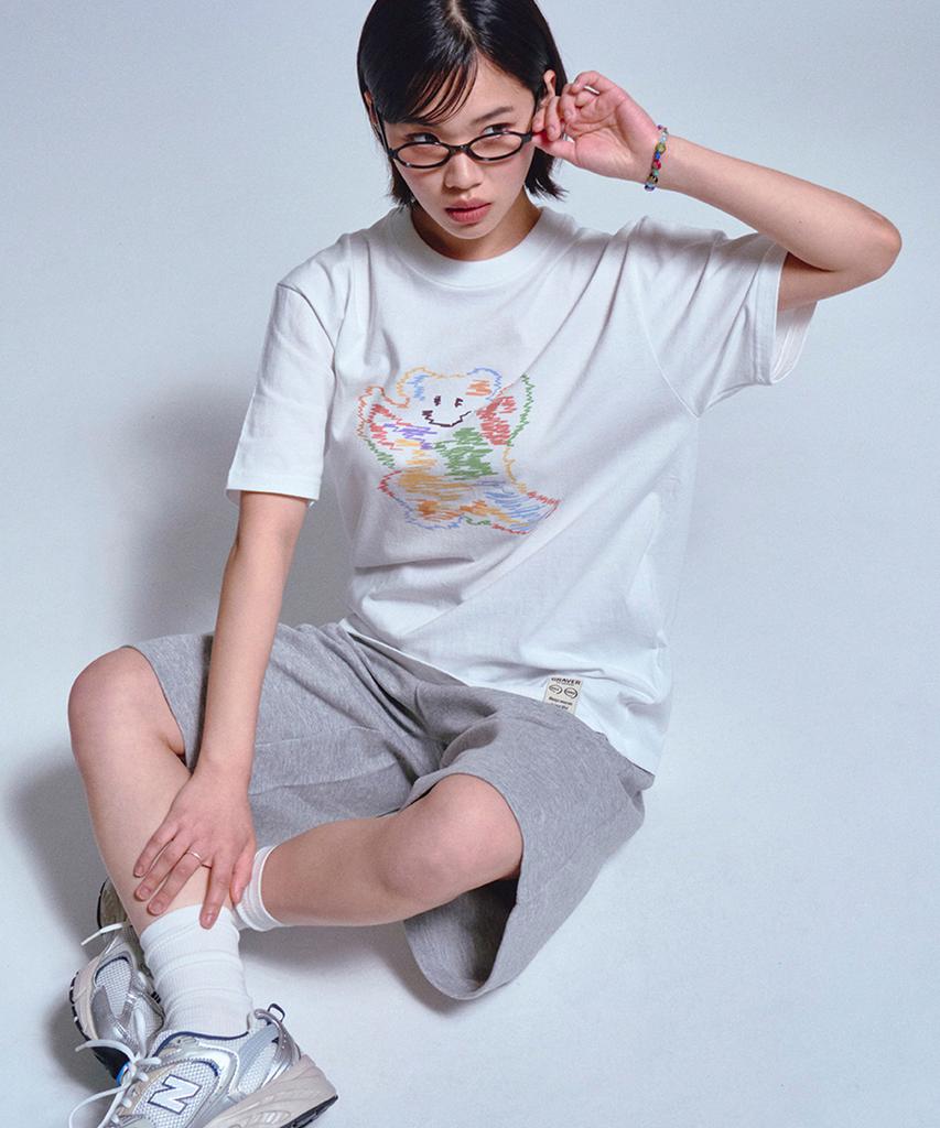 GRAVER [Unisex] Rainbow Big Cloud Bear Smile Short Sleeve T-Shirt_Black