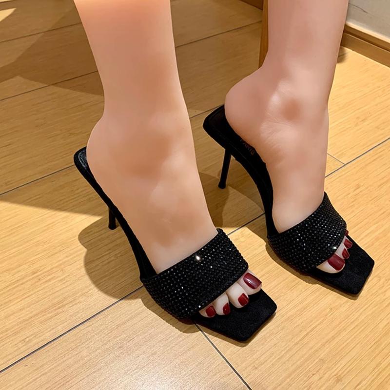 

Мода Лето 2025 Новые Женские Черные Босоножки на Ремешке с Водными Бриллиантами, Квадратный Носок, Высокий Каблук, Тонкий Каблук, Стильный Дизайн Yangshulin 34