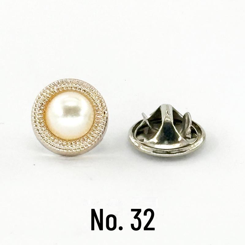 Detachable Invisible Cute Buckle for Sweaters and Shirts