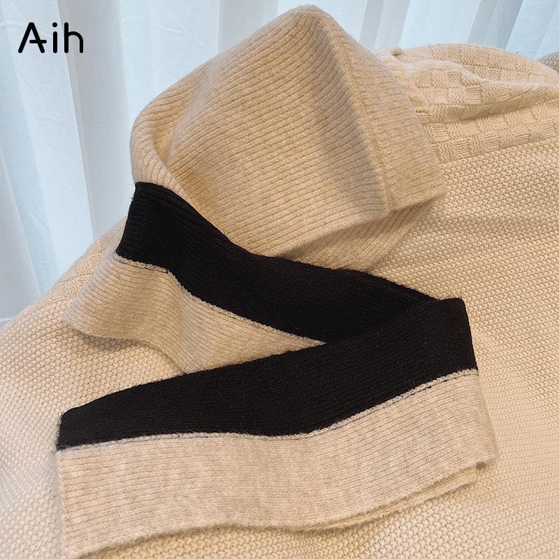 Autumn and winter new hats, scarves, integrated warmth, ear protection, scarves, cycling windproof hats, women's knitted hooded color matching