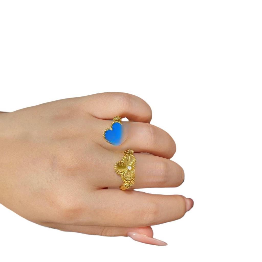 18K Rose Gold Double-Sided Ring: Red and Blue Agate Four-Leaf Clover Flip Design