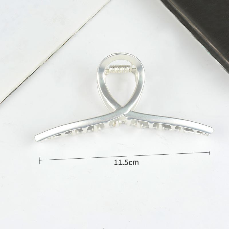 Elegant Korean Shark Metal Hairpin Clip for Stylish Hair