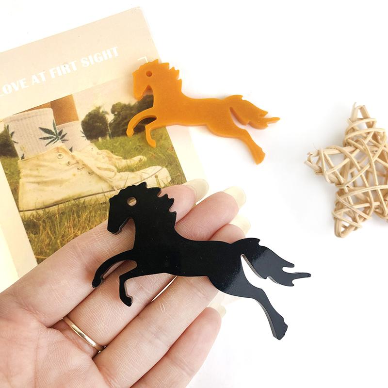 1 Piece Safe And Non Toxic Keyring Moluld Lovely Horse Mold Easy To Clean Keychain Silicone Casting Mould For Diy Lovers