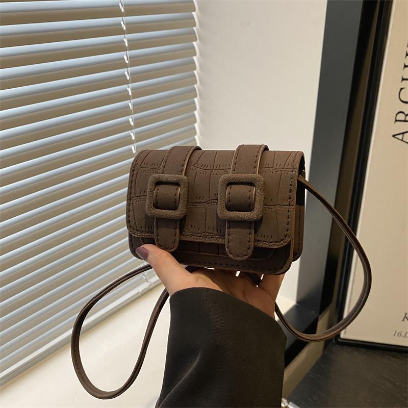 

Матовая ретро популярная мини квадратная сумка женская в зарубежном стиле для шопинга в стиле инс, продвинутая текстура, универсальная повседневная сумка-мессенджер