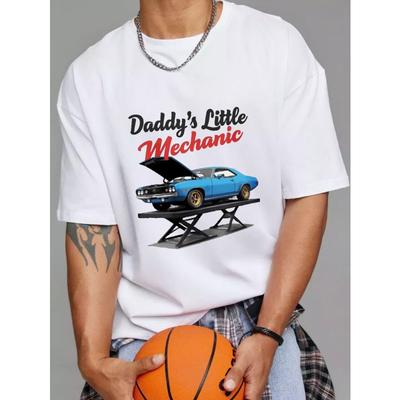 Tatínkův malý mechanik Tričko Bílé Klasické auto na zvedáku Grafika pro automobilové nadšence a fanoušky autooprav