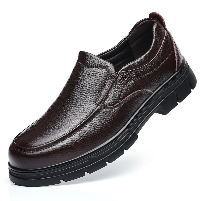 2024 Autumn New Men's Business Casual Leather Shoes Men's Leather Breathable Middle-aged Dad Shoes Overalls 8981