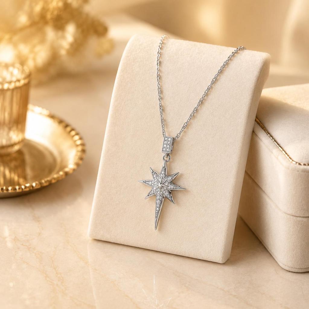 European Bestseller: Eight-Pointed Star Necklace for Women - Diamond-Embellished, Copper Plated 18K Gold Clavicle Necklace.