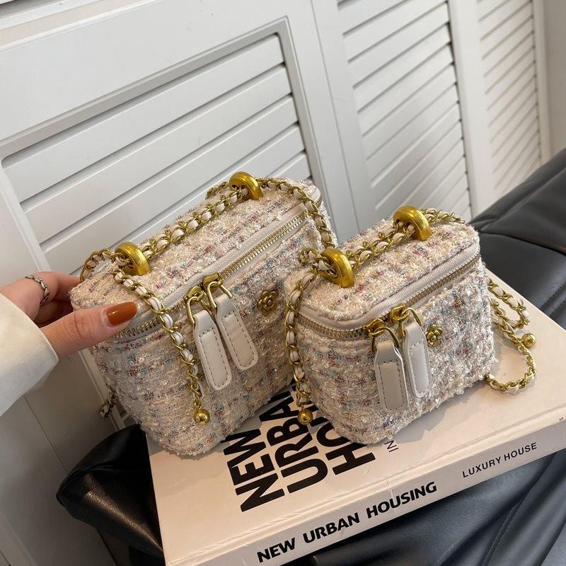 Elegant Mini Chain Bag For Women Stylish Box Design Soft Polyester With Multiple Colors