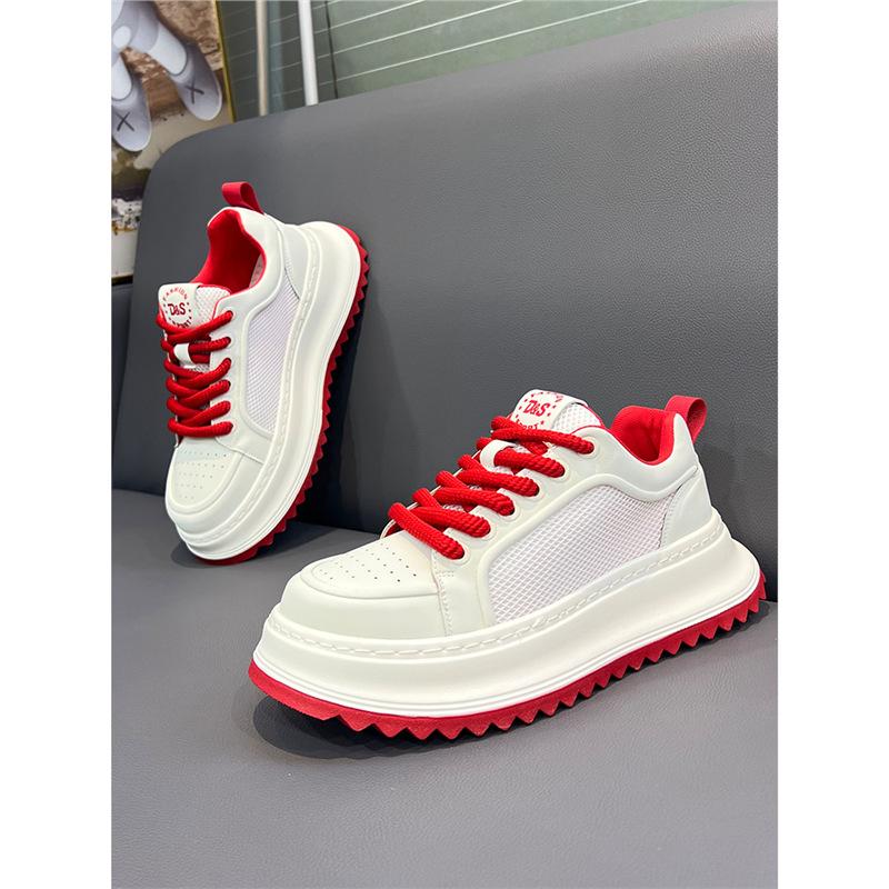 Light luxury high-end Xiaobai summer comfortable mesh breathable sports shoes casual cds