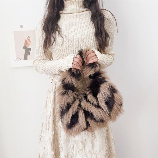 Fuzzy Umhängetasche Damen Kunstfell Umhängetasche Zottelige Fluffy Handtasche mit Ketten-Schulterriemen