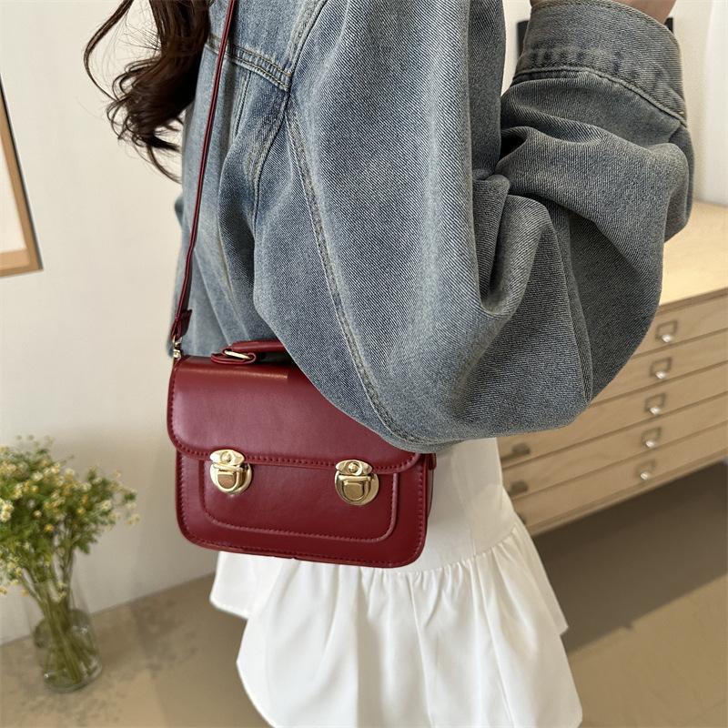 Women'S Bag Summer Fashion Handbag Texture Pu Small Square Bag Foreign Style Lock Versatile Shoulder Bag