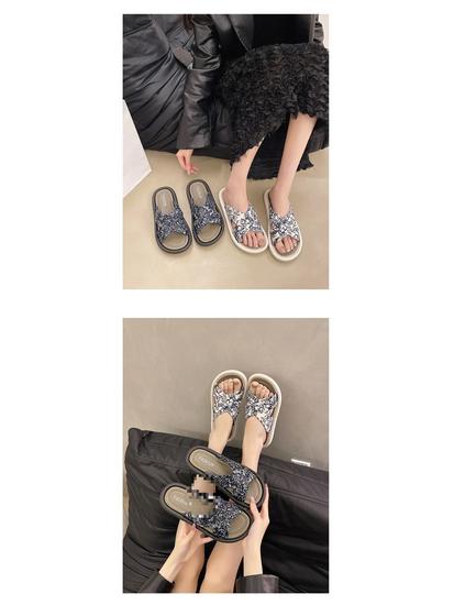 Women's Summer Thick-Soled Slippers: New Chinese Style, Sponge Cake Heel, White/Black