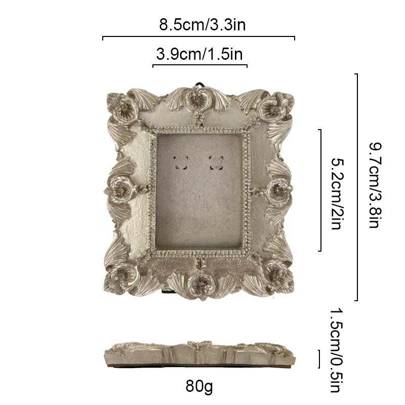 Victoria-Style Retro Resin Photo Frame Ornament - Light Luxury Badge Display Stand for Photo Props
