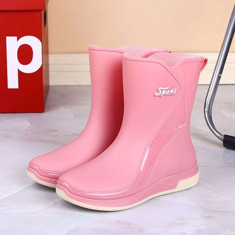 2025 New Rain Shoes Women's Fashion Wear Non-slip Foreign Style Medium and High Tube Water Shoes Adult Soft-soled Long Rain Boots