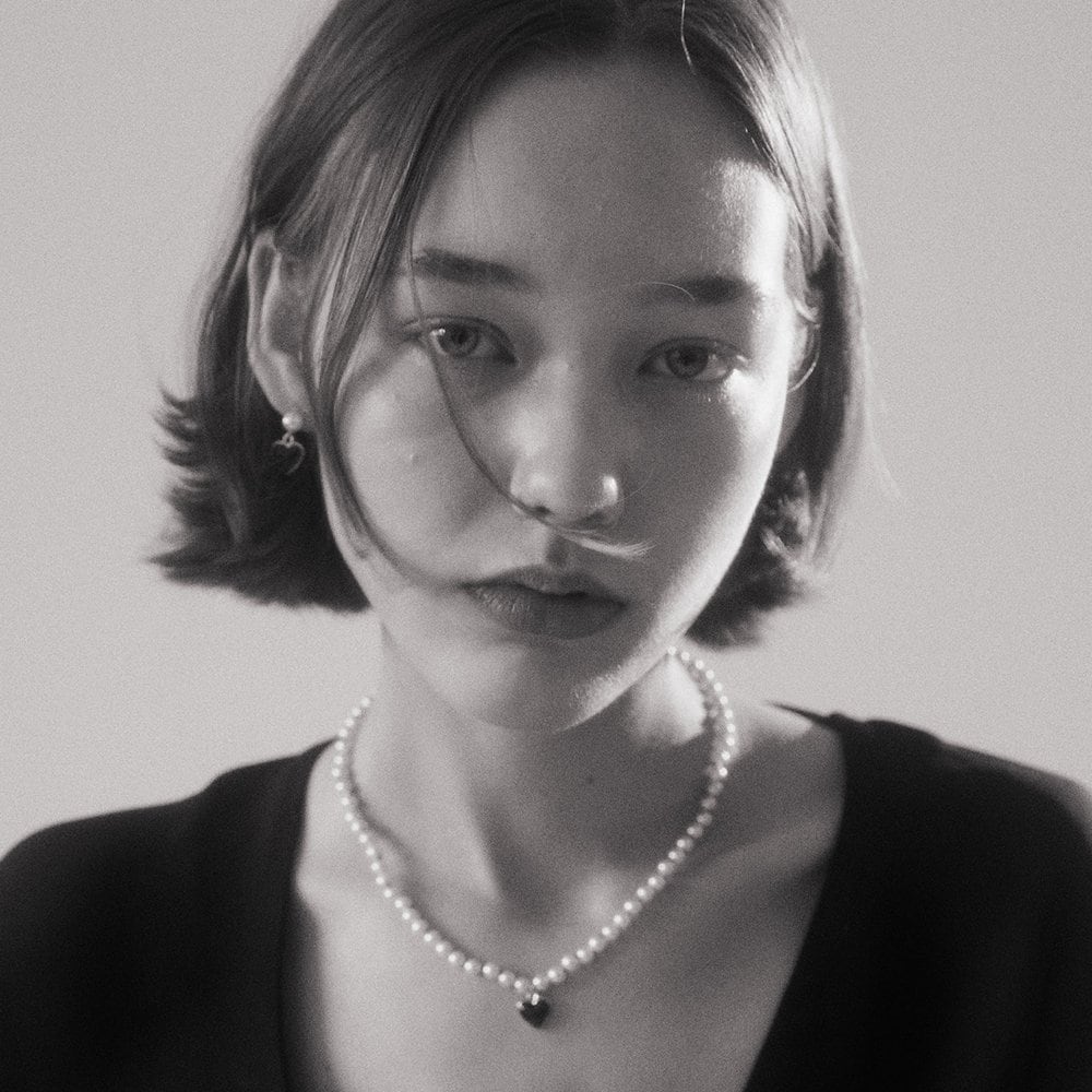 

Silky Black N Pearl Heart Necklace_Vh23N4Ne114B