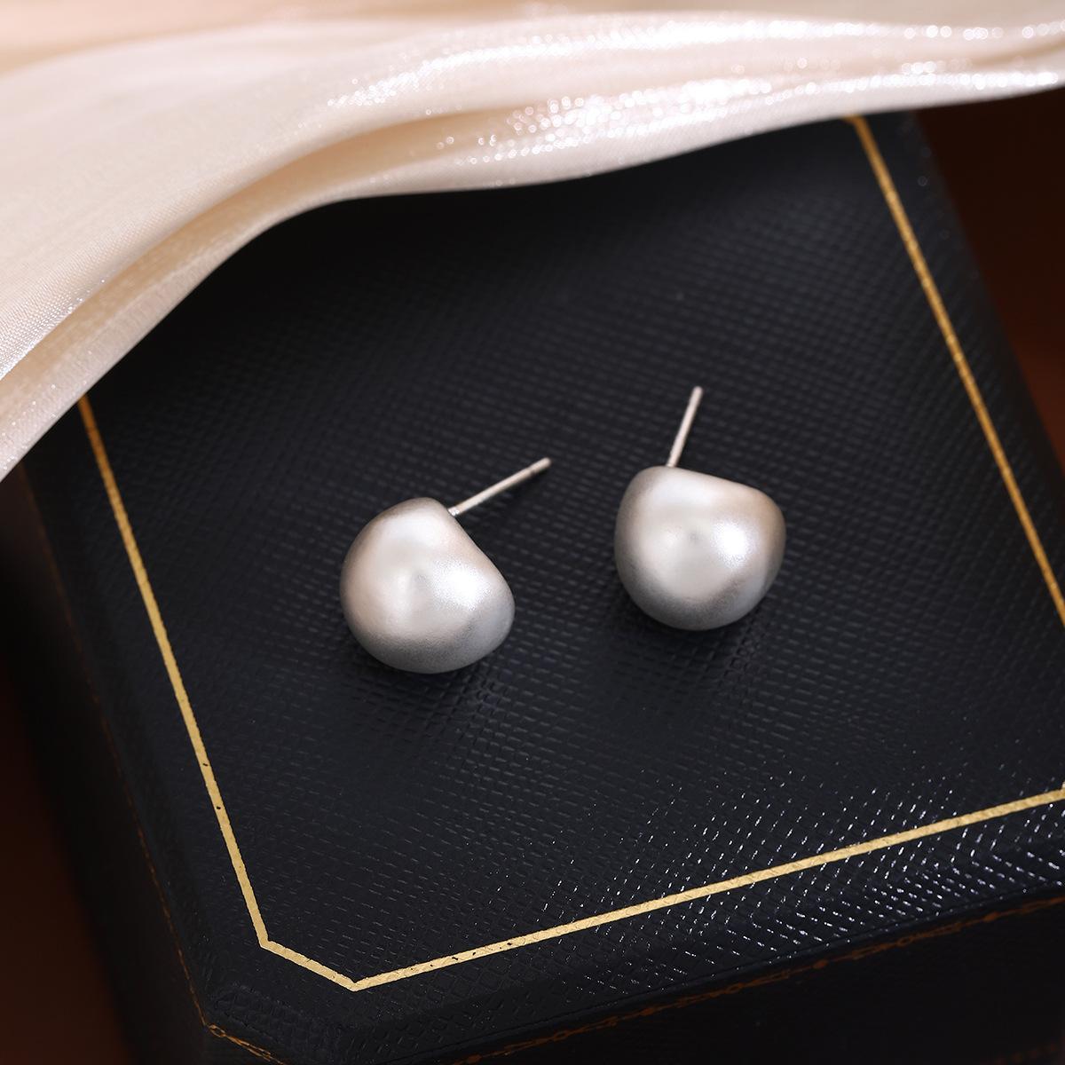 Irregular Round Bead Hollow Geometric Stud Earrings, Simple Personality, High Sense Of Fashion Temperament, Earrings Women