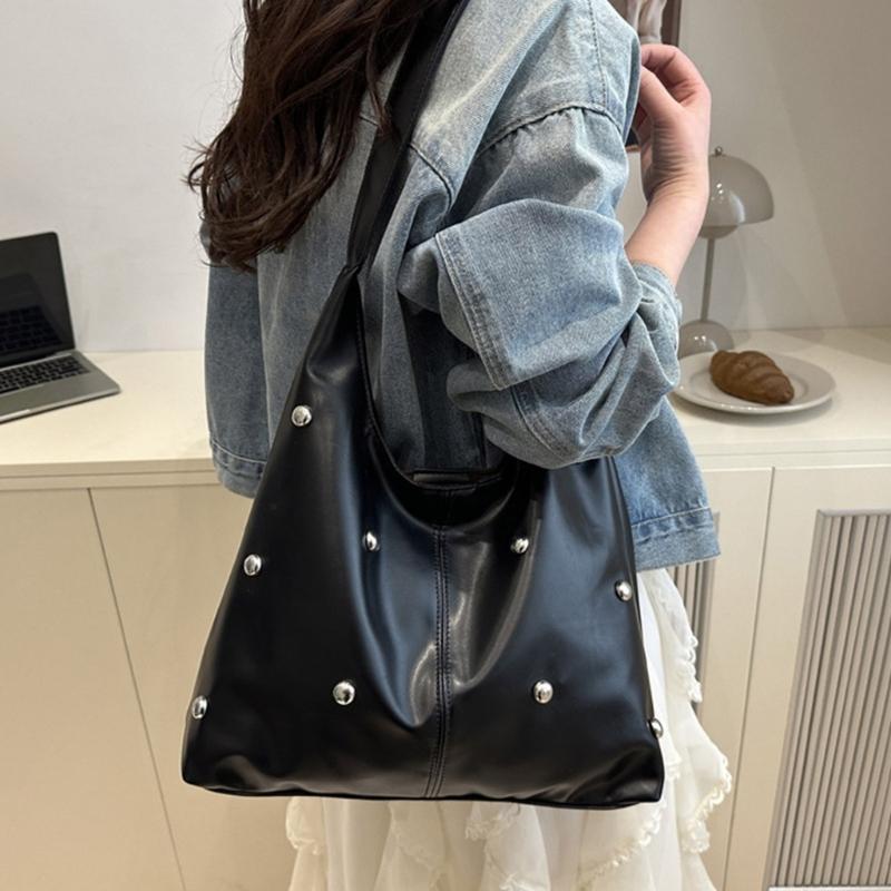 Crescents Shoulder Bags for Women Cute Hoboes Toted Handbag Under the Arm Purses Punk Rivet Clutches Purse with Buckles
