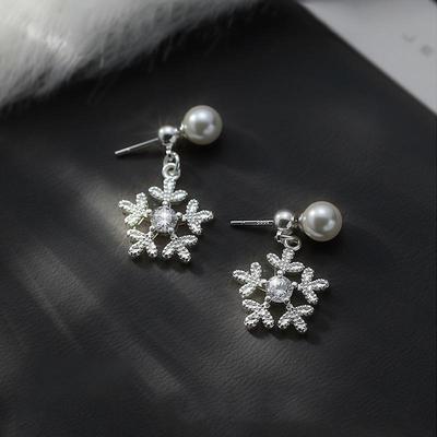 Elegant Two-Way Crystal Snowflake Pearl Stud Earrings for Women