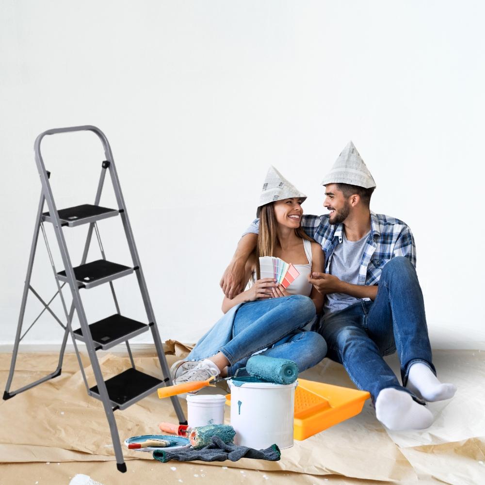 Folding metal ladder for home use, 4 steps, platform, gray, 150 kg