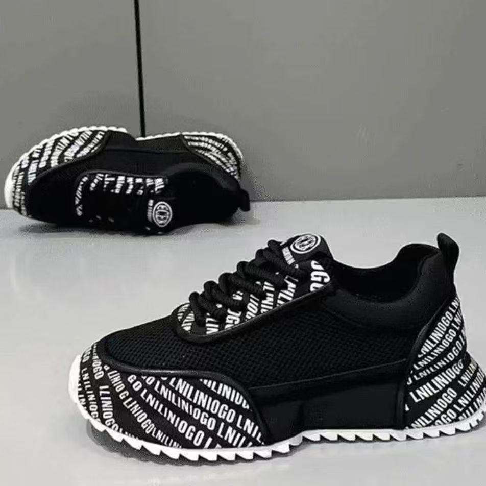 22 Estive casual traspiranti a rete suola morbida leggera scarpe da corsa alla moda
