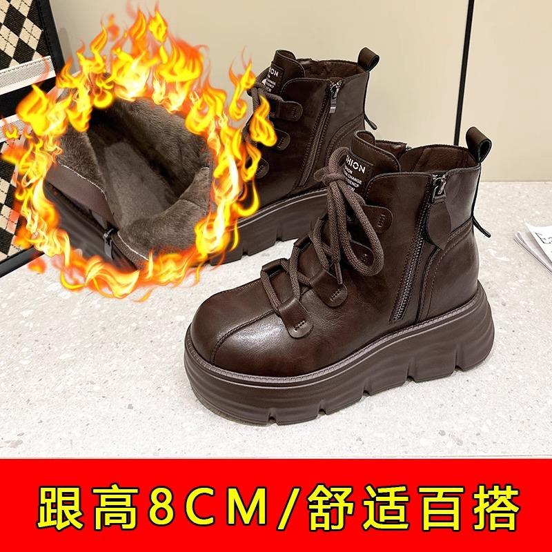 

Мартинсы на внутренней платформе для женской осени и зимы, новые бархатные хлопковые туфли на толстой подошве и короткие ботинки для женщин 40