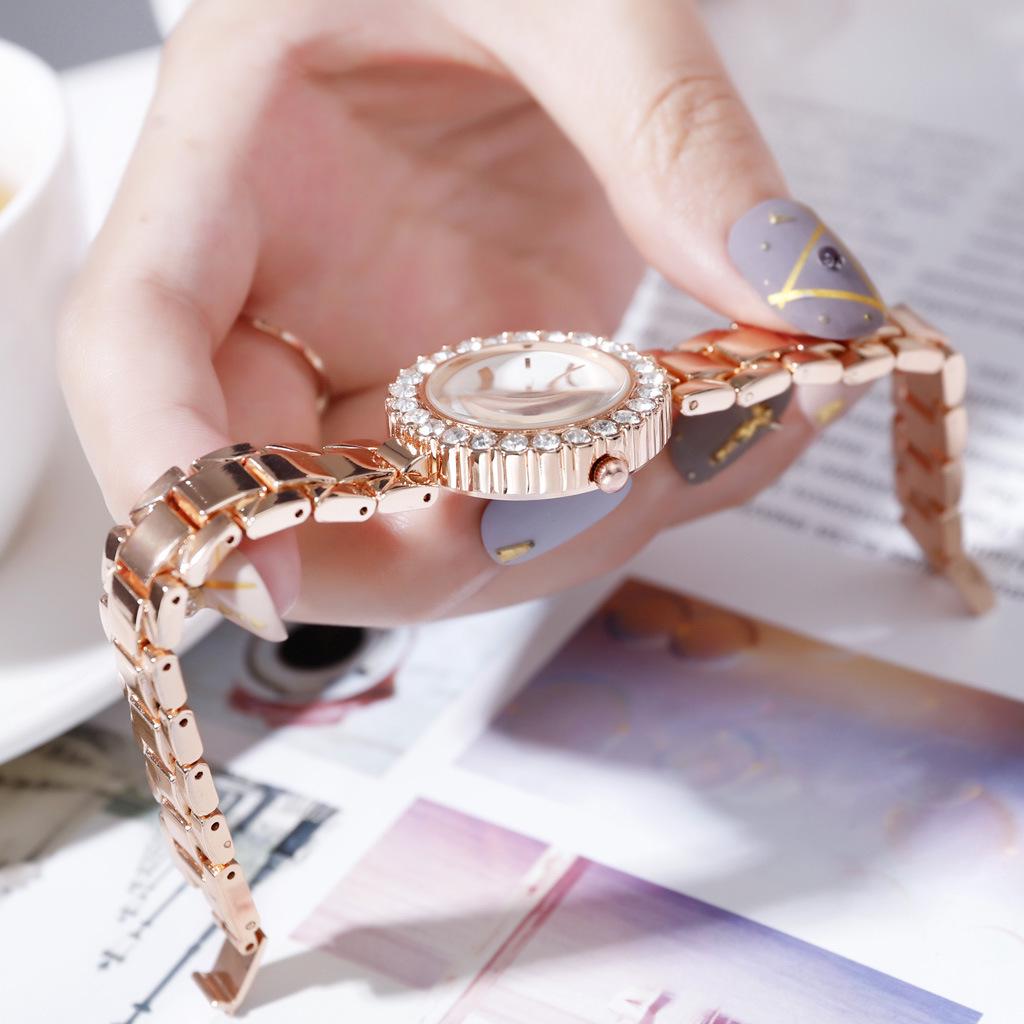 Woman Fashion Chic Diamante Steel Strap Quartz Watch