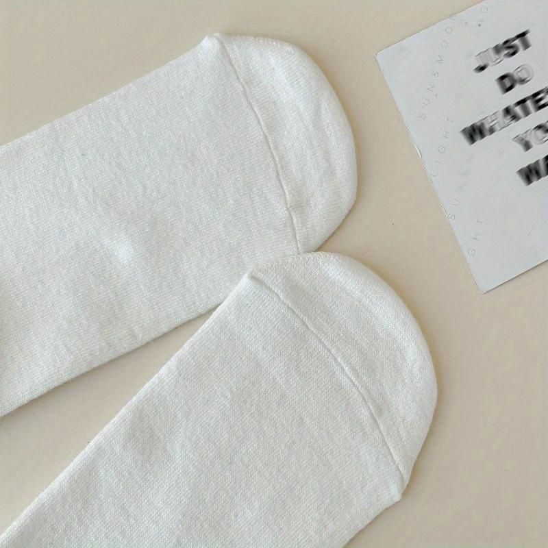 3 Pairs Magnetic Connection Crew Socks Cozy Breathable Thermal Knit for Cooler Seasons Ideal for Matching with Partners