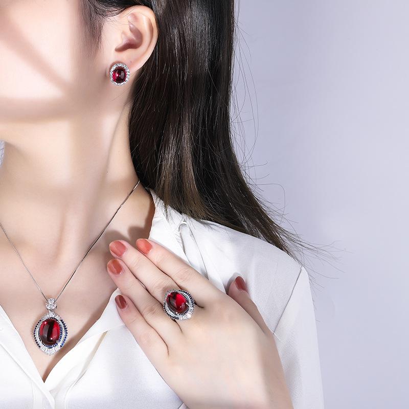 Jewelry Copper Bottom Gold-Plated Denier Shape Simulation Red Corundum Plain Surface Full Diamond Inlay Set 15 * 20 10 * 12