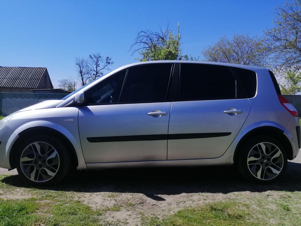 Bogenauskleidungen (4 Stück, schwarz) für Renault Scenic/Grand 2003-2009