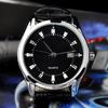Pánské Vintage datumový kalendář Dial Umělá kůže Business Analog Quartz náramkové hodinky