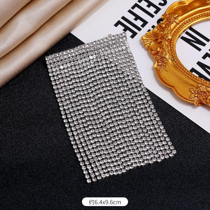 Europäische und koreanische Luxus-Persönlichkeit Flash Diamant Fransen Brosche Temperament vielseitig Perlen Corsage Reihe Diamant Anstecknadel Anzug Strickjacke Accessoires