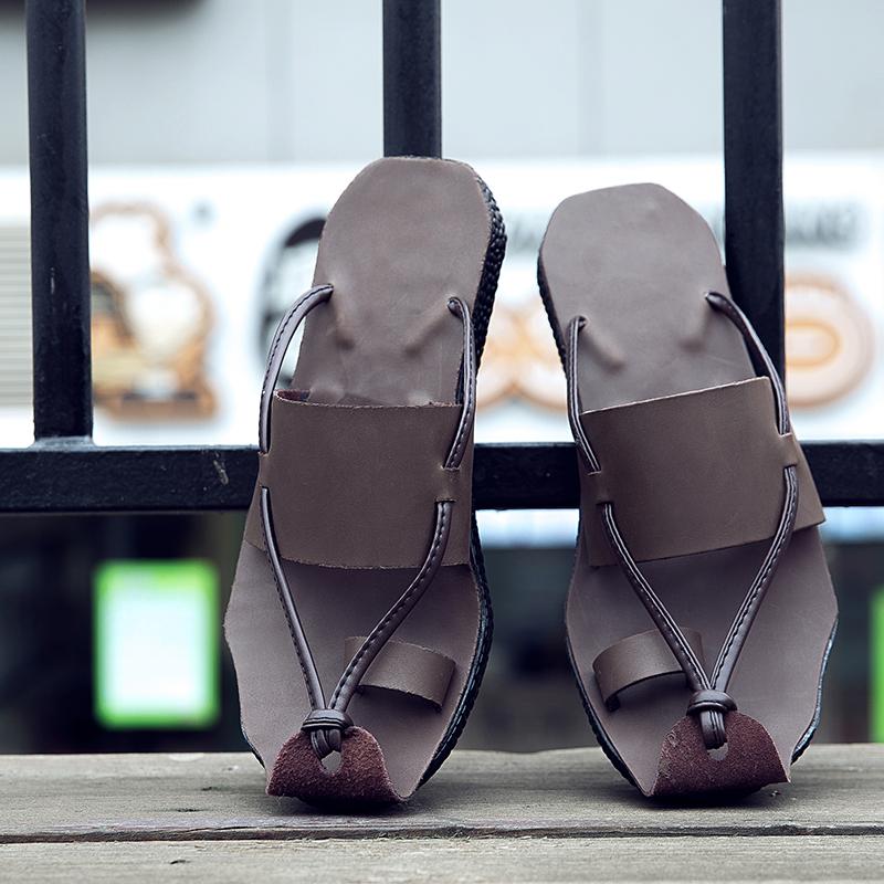 Men Sandals Summer Male Flip Flops New Beach Sandals Men Lightweight Slippers Breathable Half Drag Casual Men Lazy Shoes