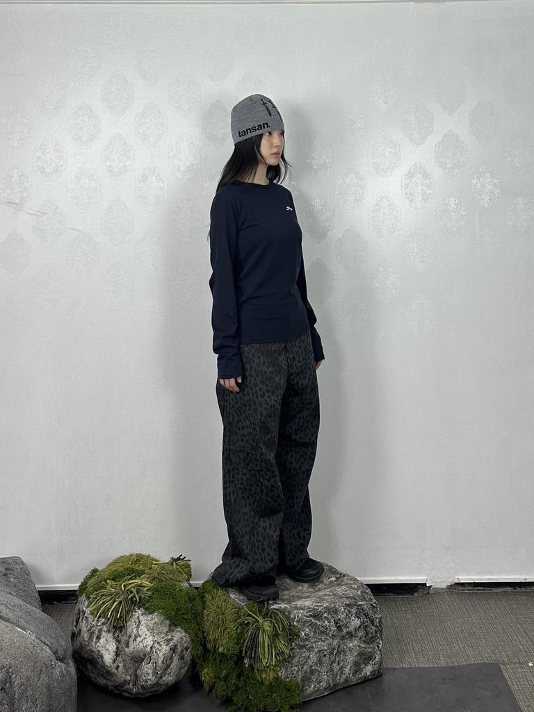 Tansanmageunesyum Jacquard Dreifach-Messer Mütze (Grau)