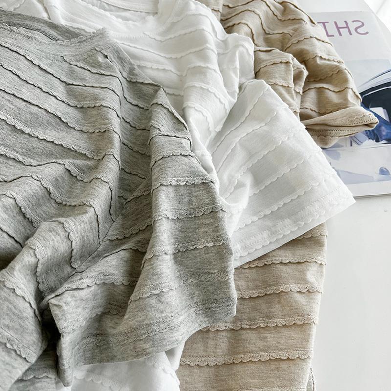 Chic Lace Round Neck Short-Sleeve Women's T-Shirt - 2025 Summer Collection, Loose Fit