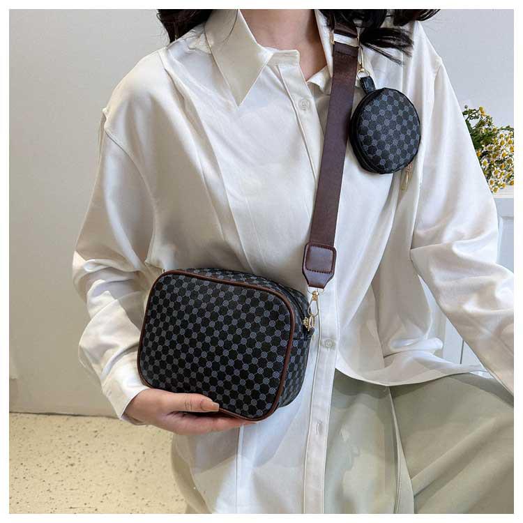 Women's 2023 Trendy Textured Minimalist Shoulder Bag - Stylish Small Casual Crossbody Bag