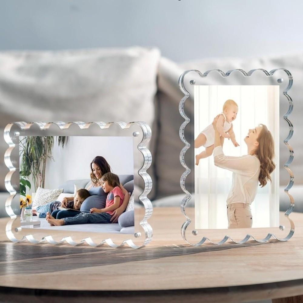 Sleek Scalloped Design Magnetic Photo Frame Transparent Thicken Acrylic Photo Frame Freestanding Design Scalloped Photo Frame