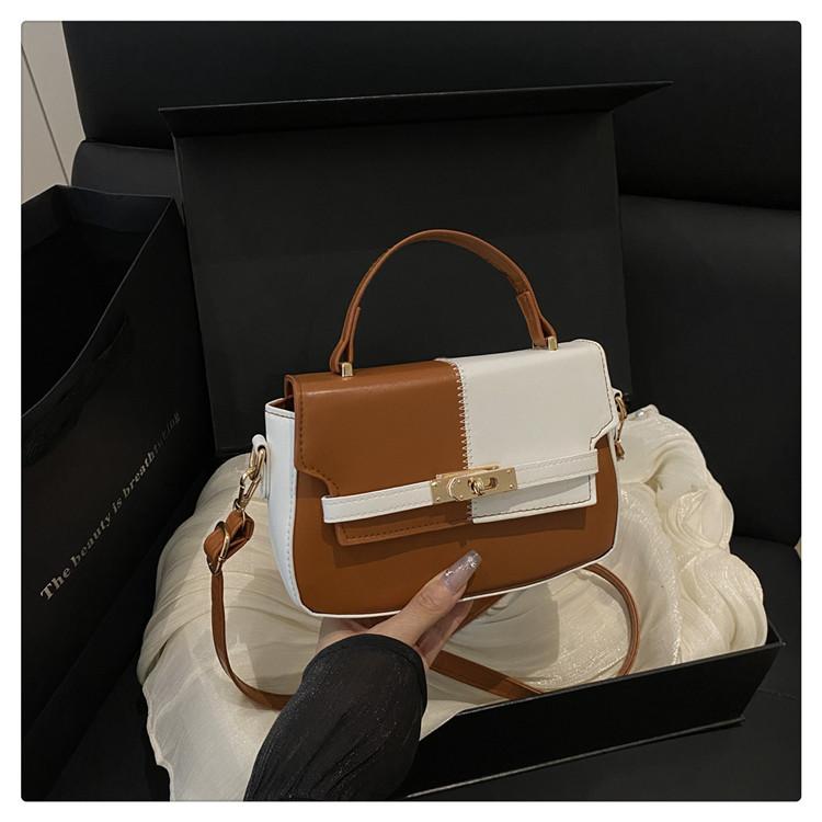 

Women s New Textured Large-Capacity Simple Shoulder Crossbody Handbag коричневий