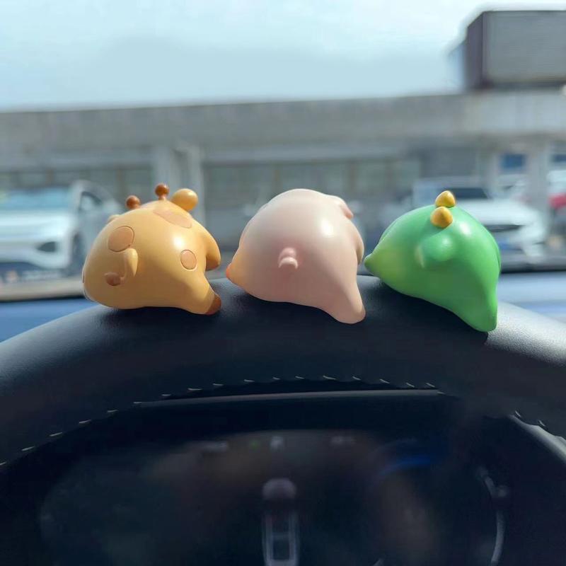 Mini Cartoon Animal Resin Decorative Toy Cute Computer Desktop Decoration Car Cute Doll Perfect Birthday Gift Choice Decoration
