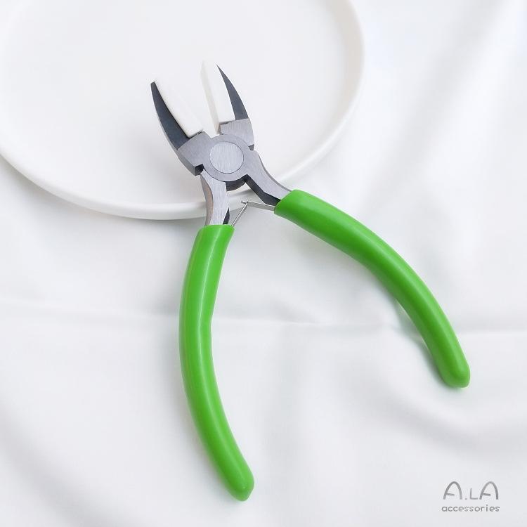 Nylon Tip Needle Nose Pliers, Anti-Rust Jewelry and Handcraft Tool for Metal Wire and Plastic Handling