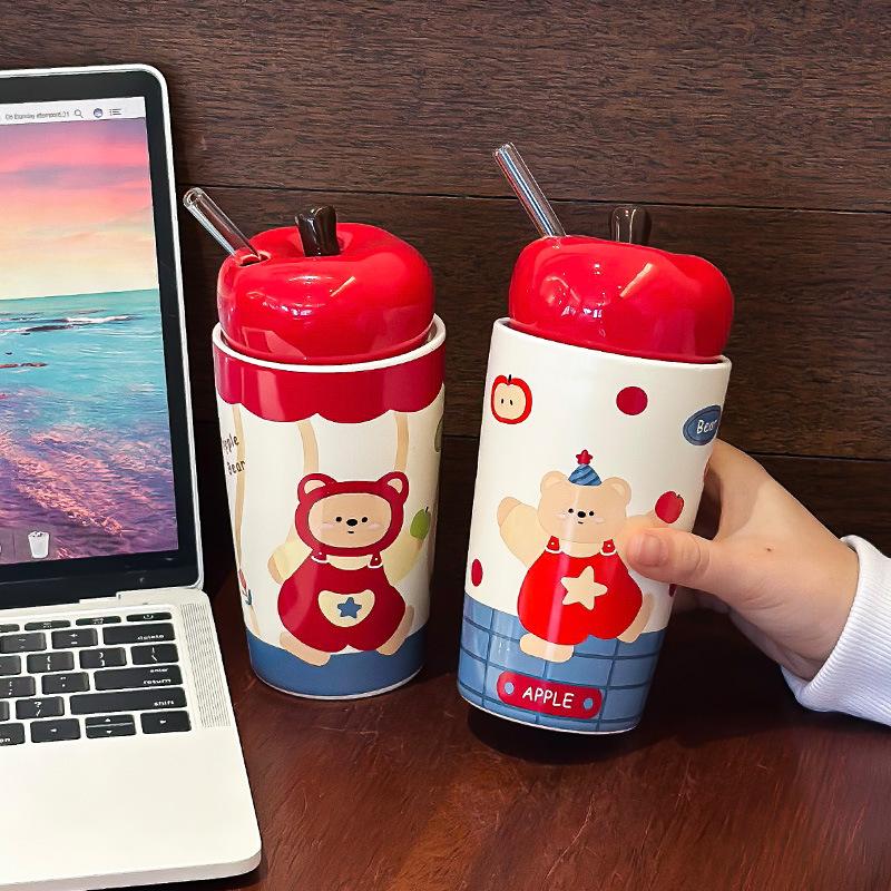 Roter Apfel Bär Keramiktasse Hochpräzise Niedlich Große Kapazität Wasserbecher Weiblich Feiertagsgeschenk Strohbecher