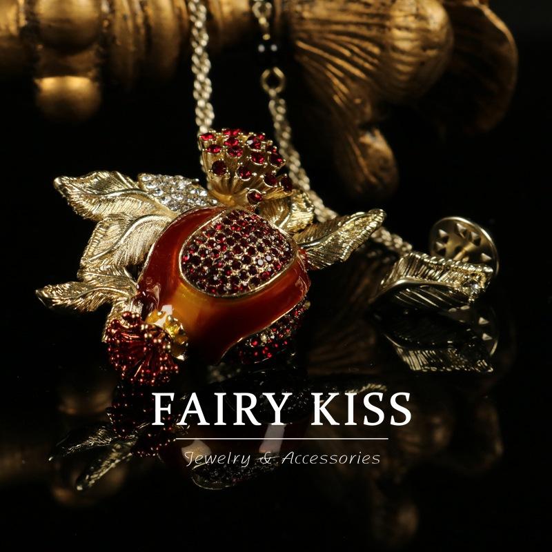 Retro and Antique Style Enamel Brooch Inlaid with Colored Diamonds, Exquisite Pomegranate Brooch, Hot-selling in Autumn and Winter Wholesale