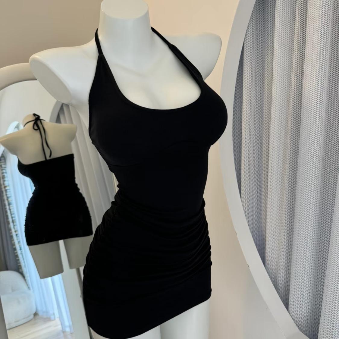 Women s French Halter Neck Bodycon Dress with Built-in Bra - Elegant Slimming Style for Summer 2026 Small чёрный