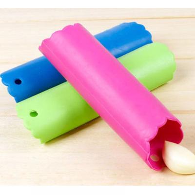 2017 Pelapatate Utilità pratica Gadget da cucina Pelapatate per aglio Peeling per aglio Peeling per aglio