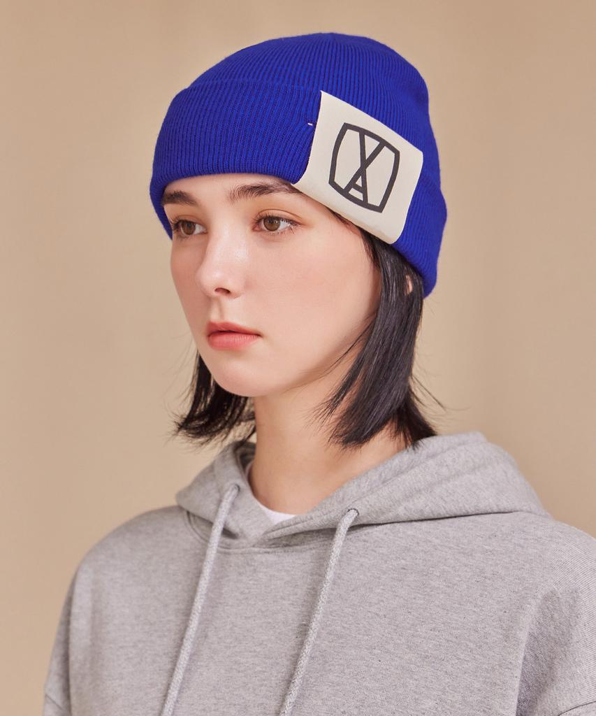Bajal Va Square Big Label Beanie Blue