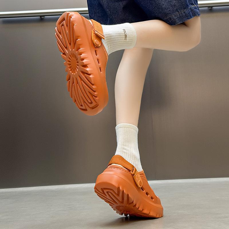 New Summer Breathable Beach Shoes Slippers Hole Shoes