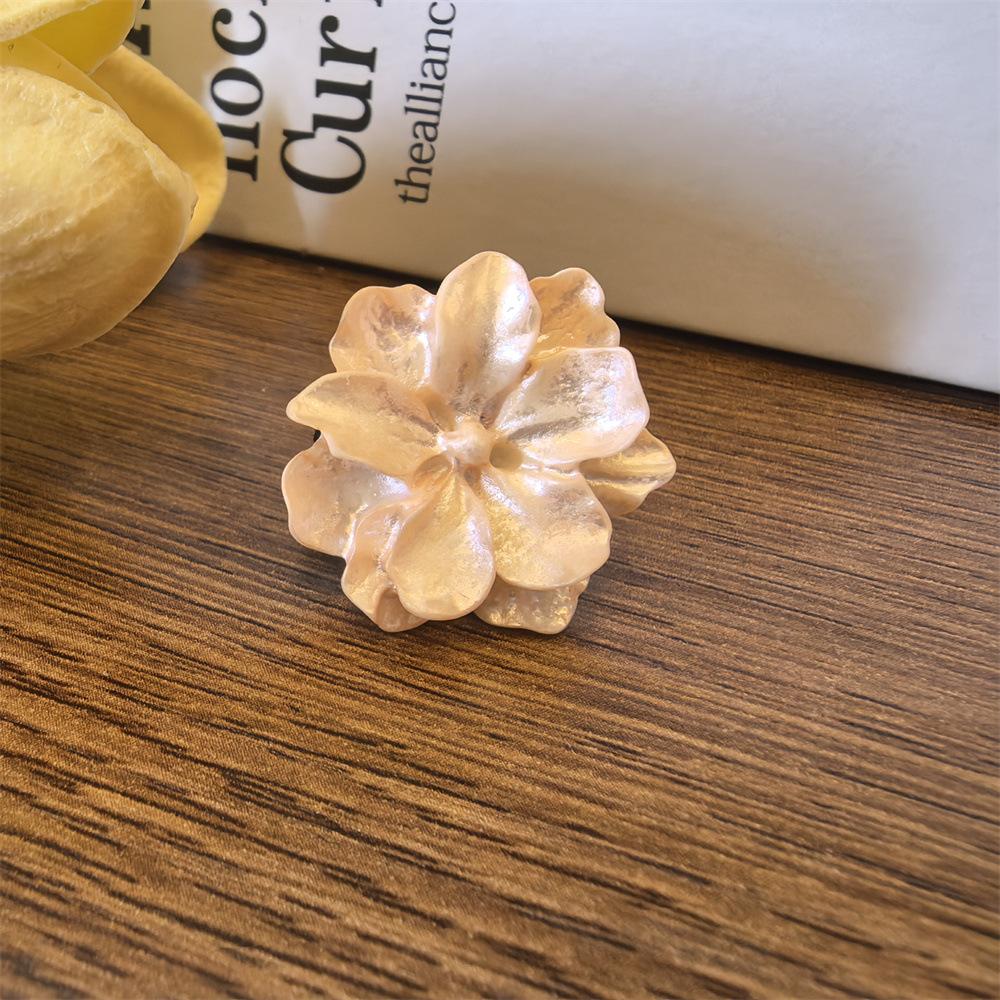 Lily of the valley Shoe laces Charms for Sneakers Decorations Camellia Pearl Flower Shoe Charm Buckle DIY Shoes Accessories 1Pcs