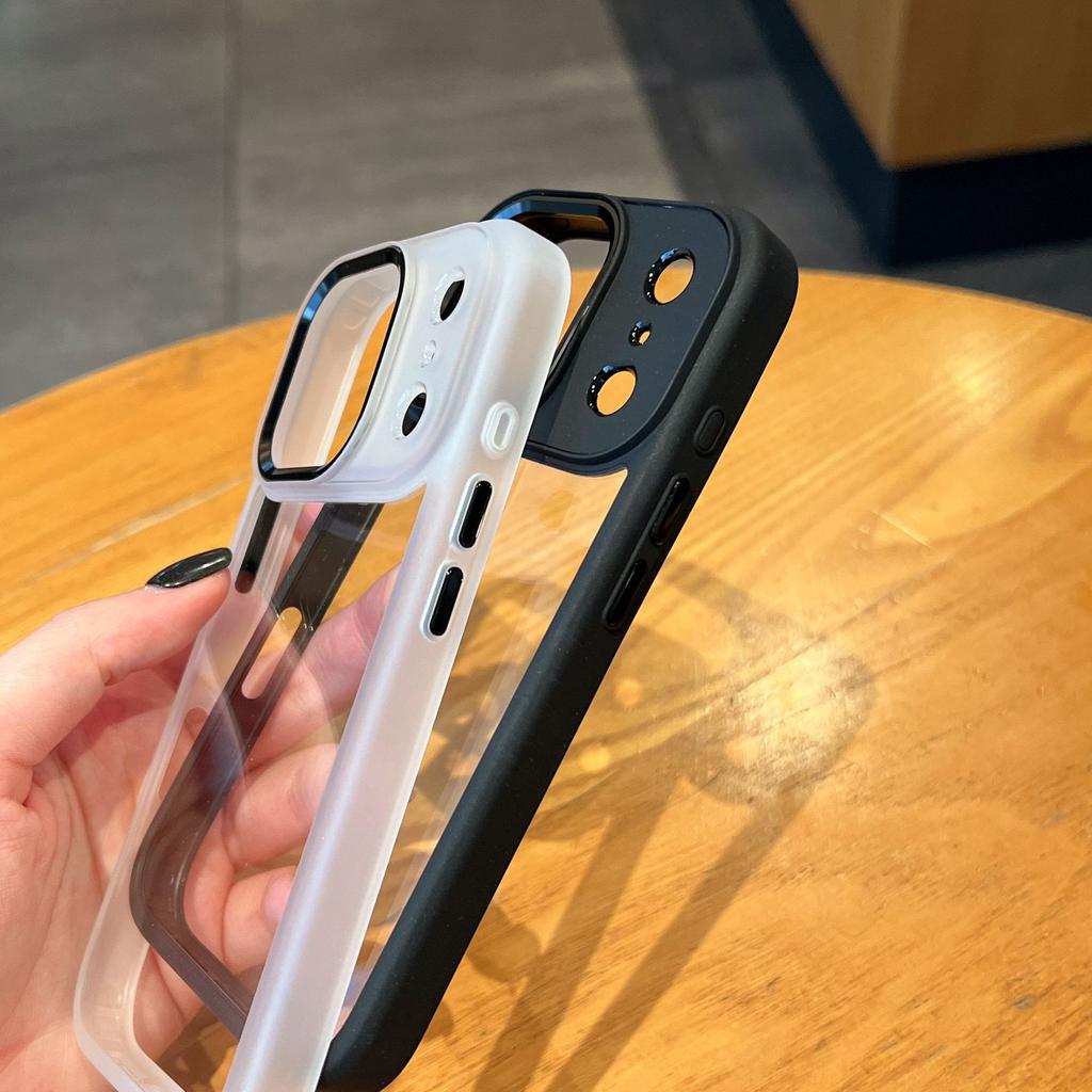 The Golden Shield Eagle Eye Is Suitable for The Metal Lens Phone Case of IPhone17 ProMax and The Transparent Anti Drop Protective Case of IPhone 16