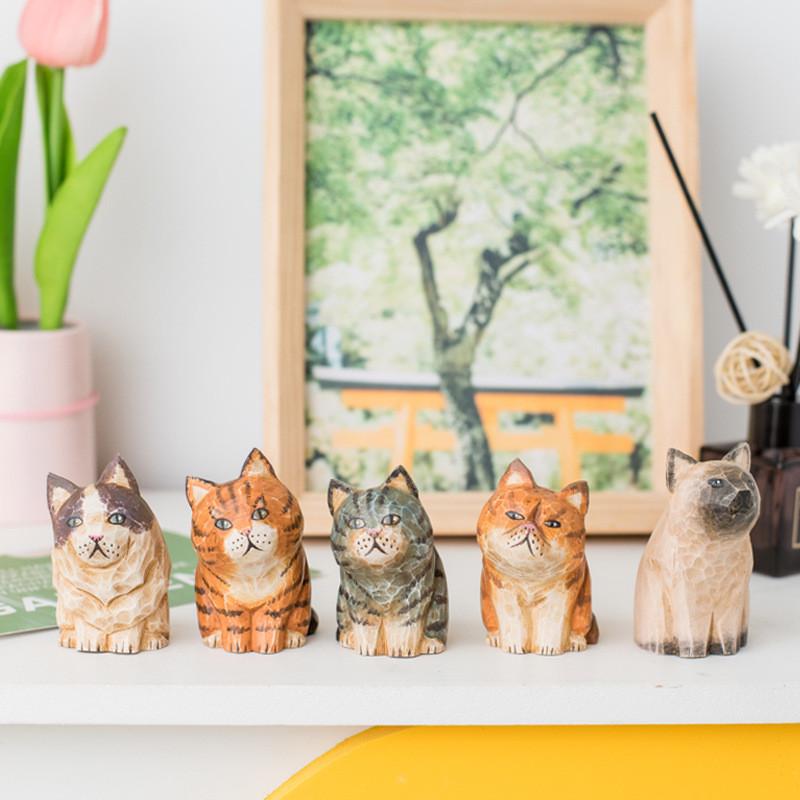 Vintage Wooden Cat Sculpture Craft Desk Ornament For House Decor And Gift Giving