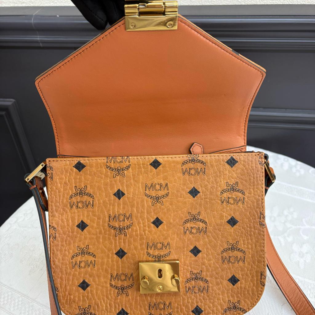 [Pre-Owned] Pasetia Visetos Monogram Coated Canvas Crossbody Bag - Excellent #13TED0G
